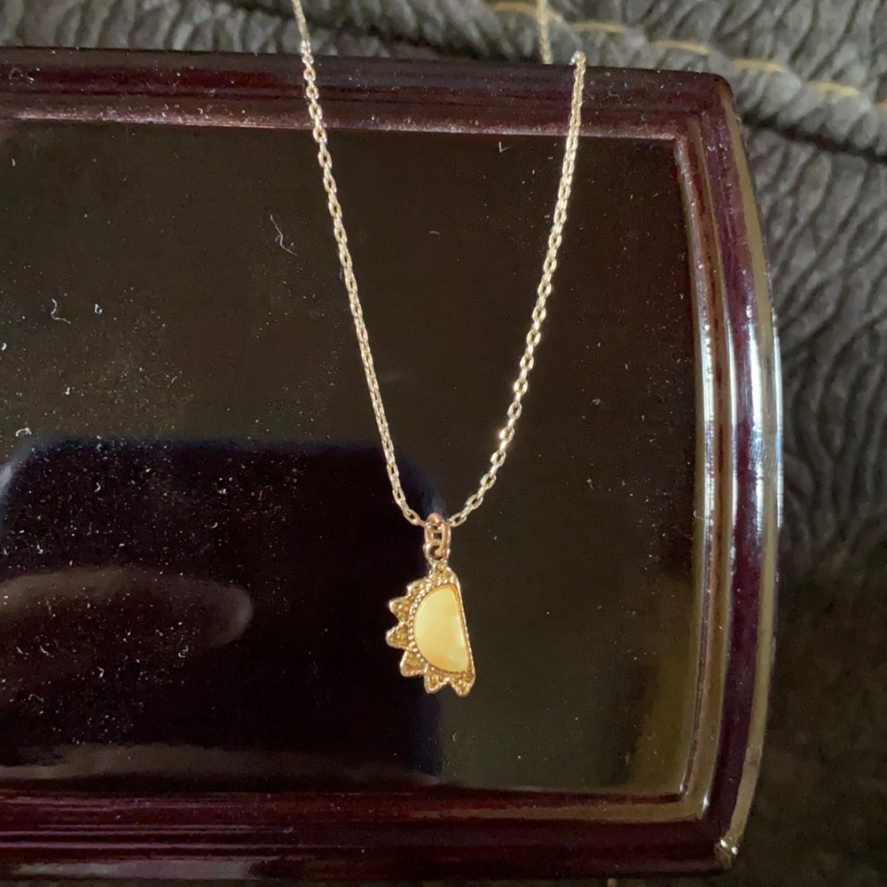 Half sun necklace